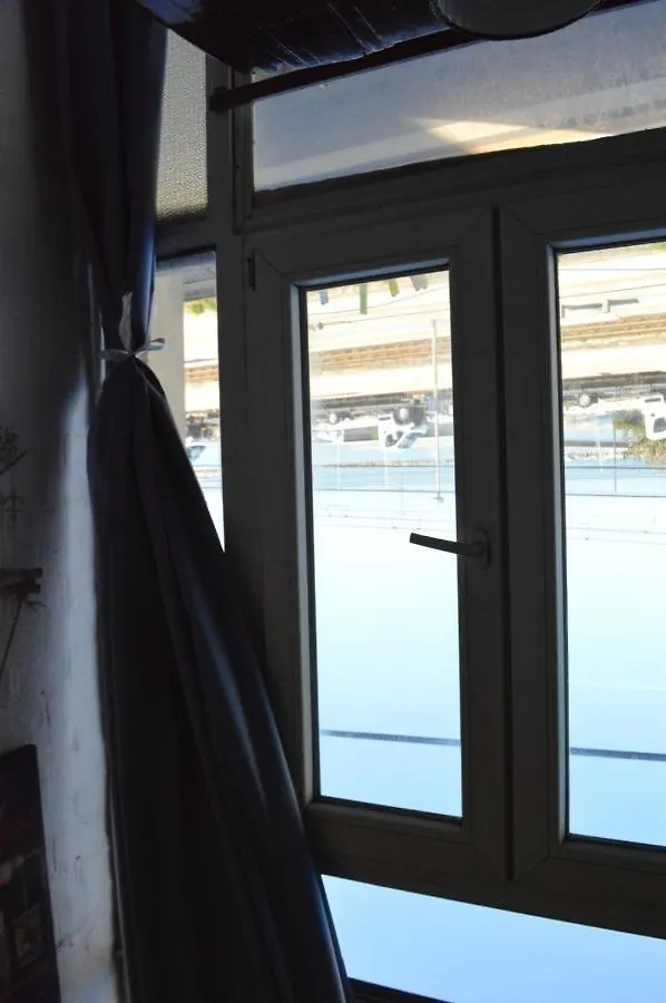 Διαμέρισμα Stefi Appartamento, Camera Falconara Marittima